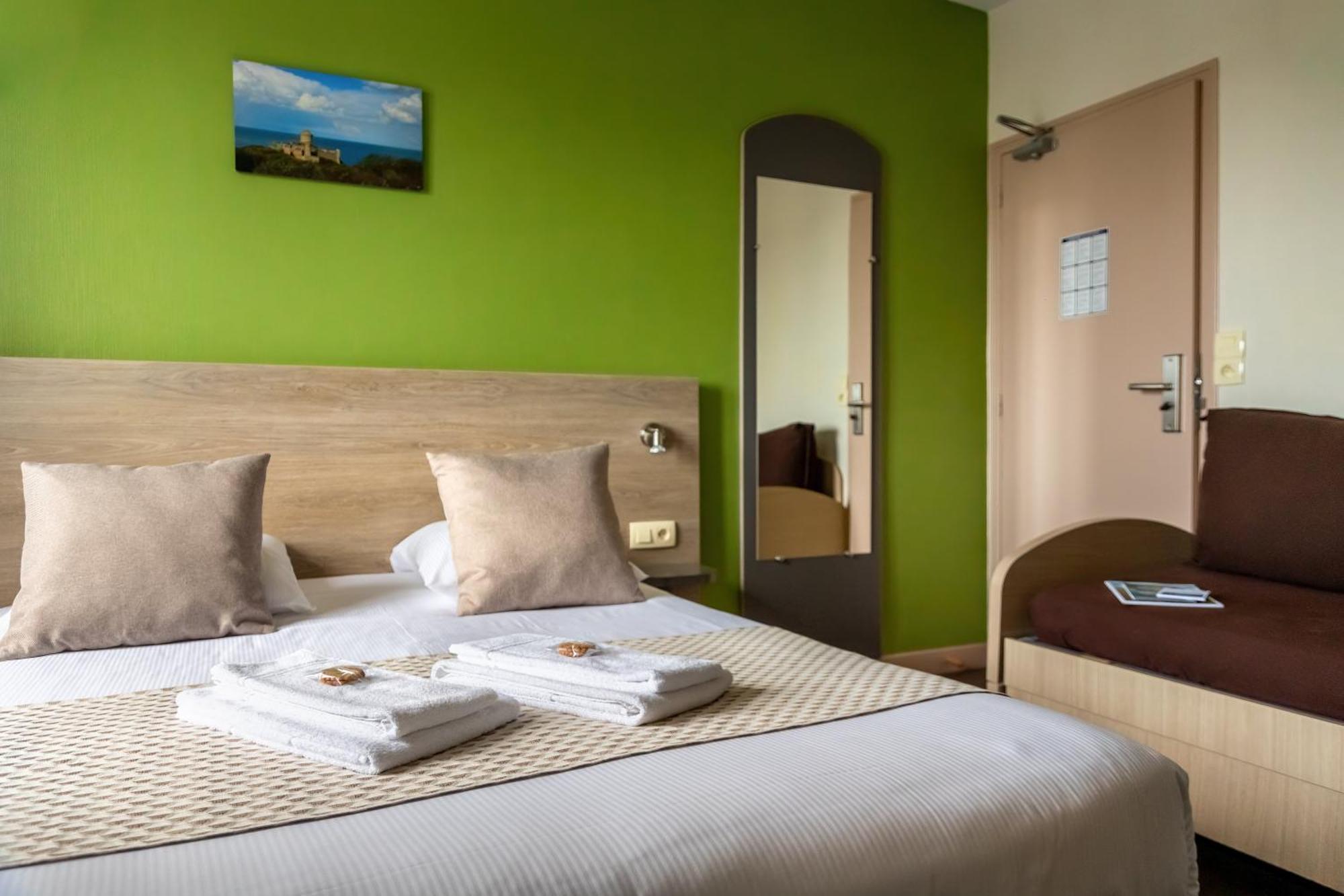 Le Bon Cap Hotel Plurien ภายนอก รูปภาพ